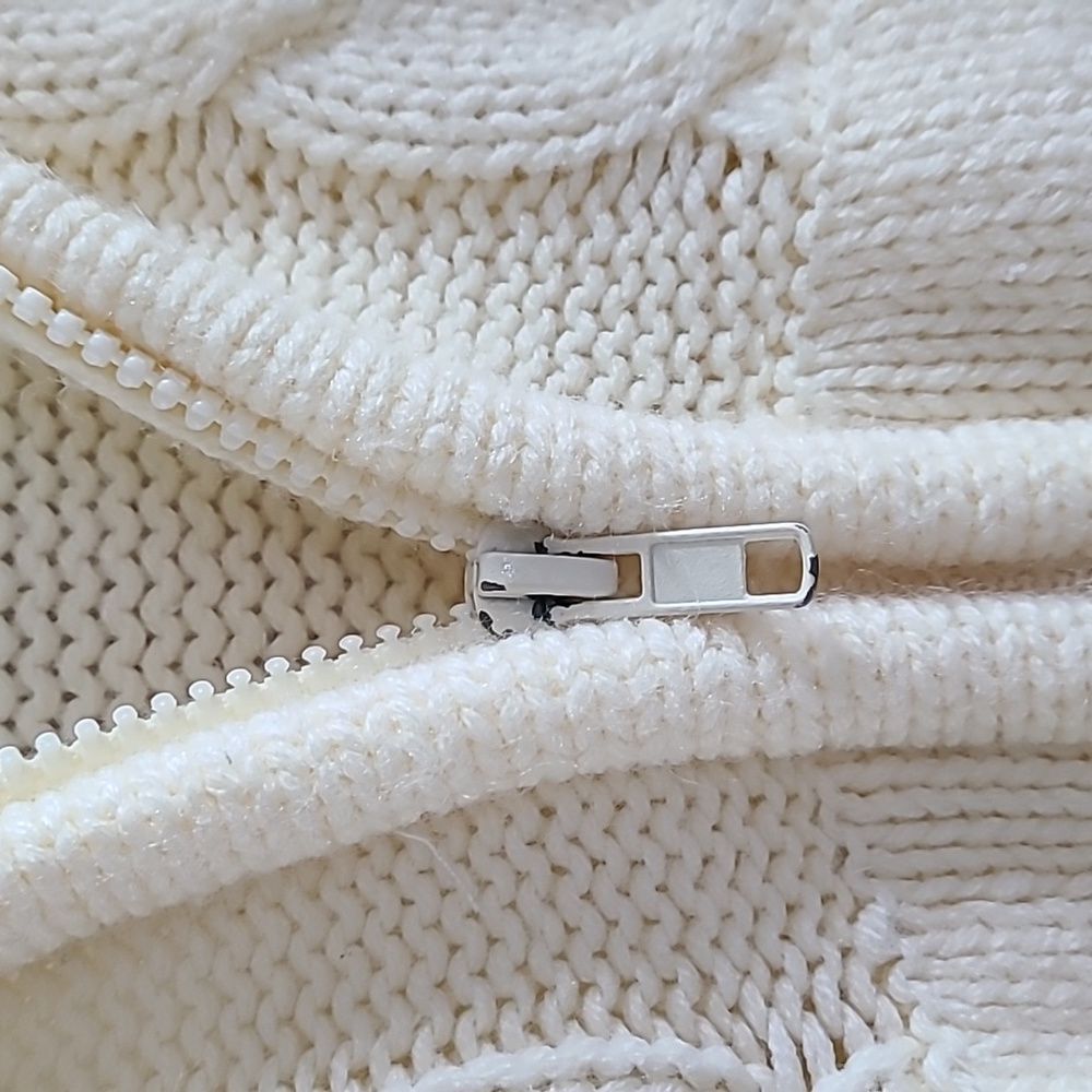 Active Basic Seeater Hoodie Size Large - image 3